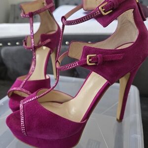 Guess Fuchsia Strappy Heels
